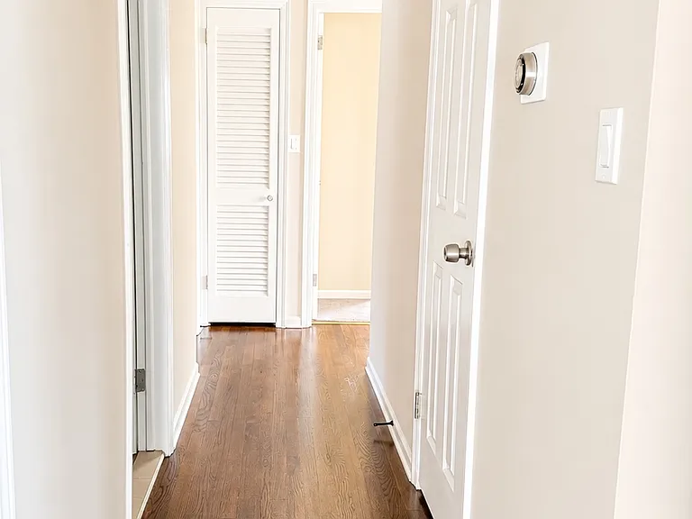 2484 Seymour Ave #1 — Photo 11