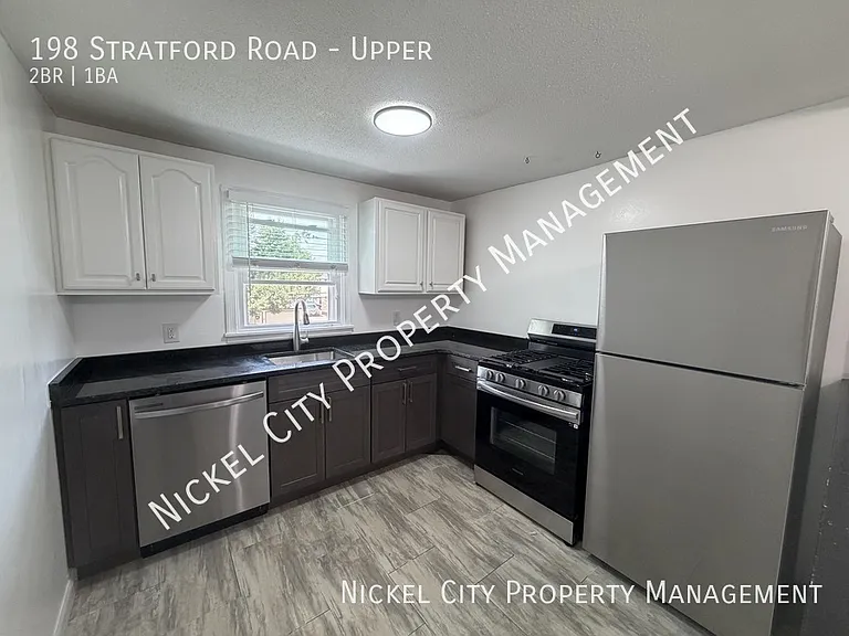 198 Stratford Rd #UPPER — Photo 9