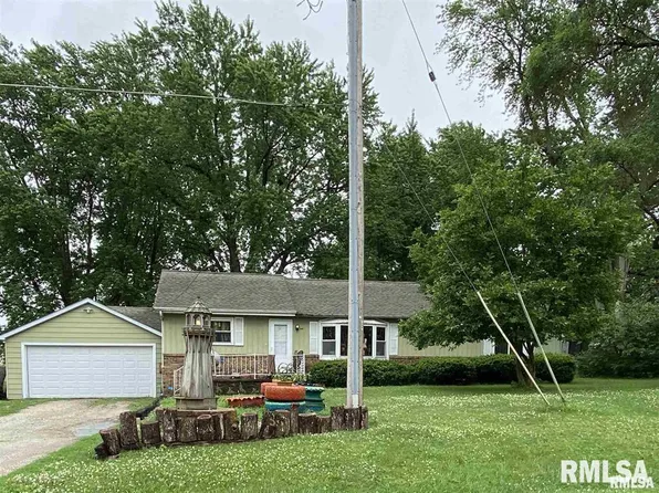 404 N Kellogg St, Yates City, IL 61572
