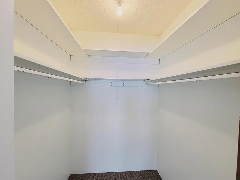 1212 D St #5 — Photo 8