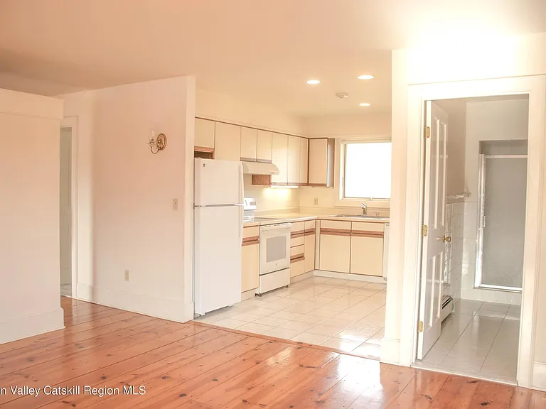 96 Jefferson Hill Rd #2 — Photo 4