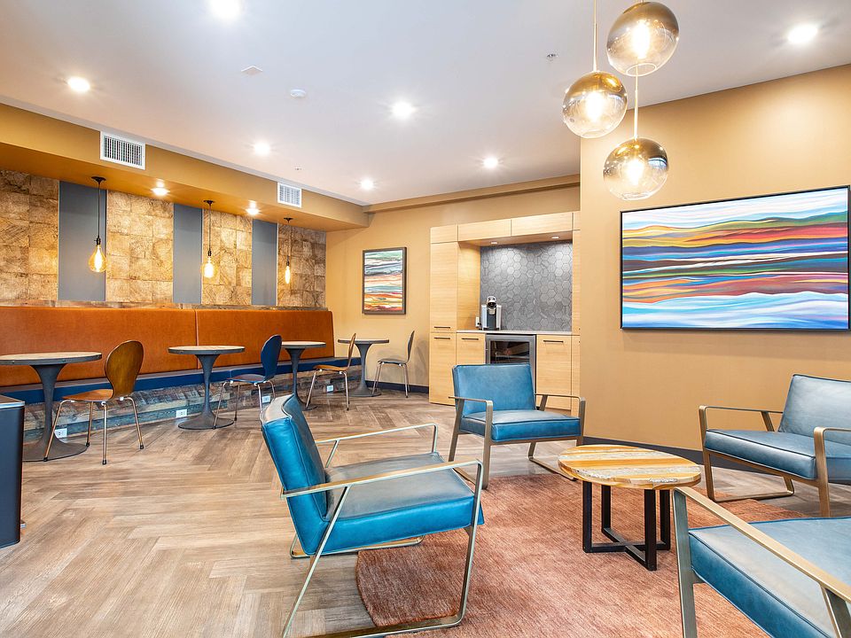 1st image of 315 W Pierpont Ave #711