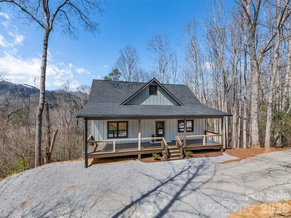 288 Ironwood Dr, Clyde, NC 28721