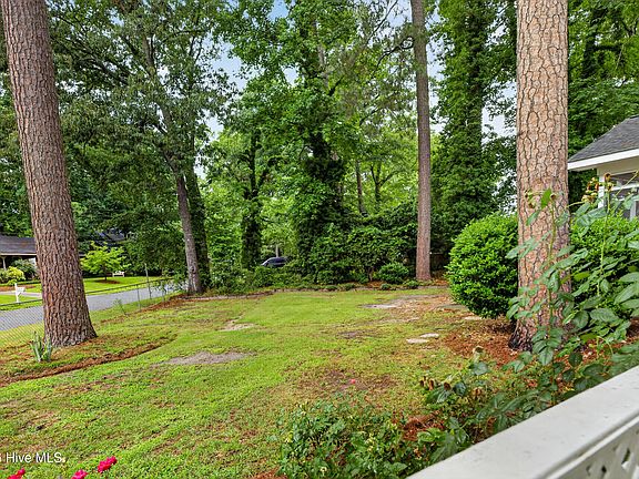 5th image of 202 Hardee Circle
