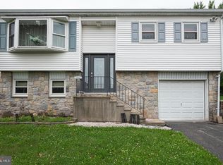 1257 Oakdale Dr, Pottstown, PA 19464