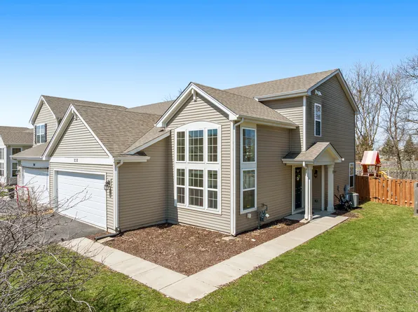 232 Maryland Ln, Pingree Grove, IL 60140