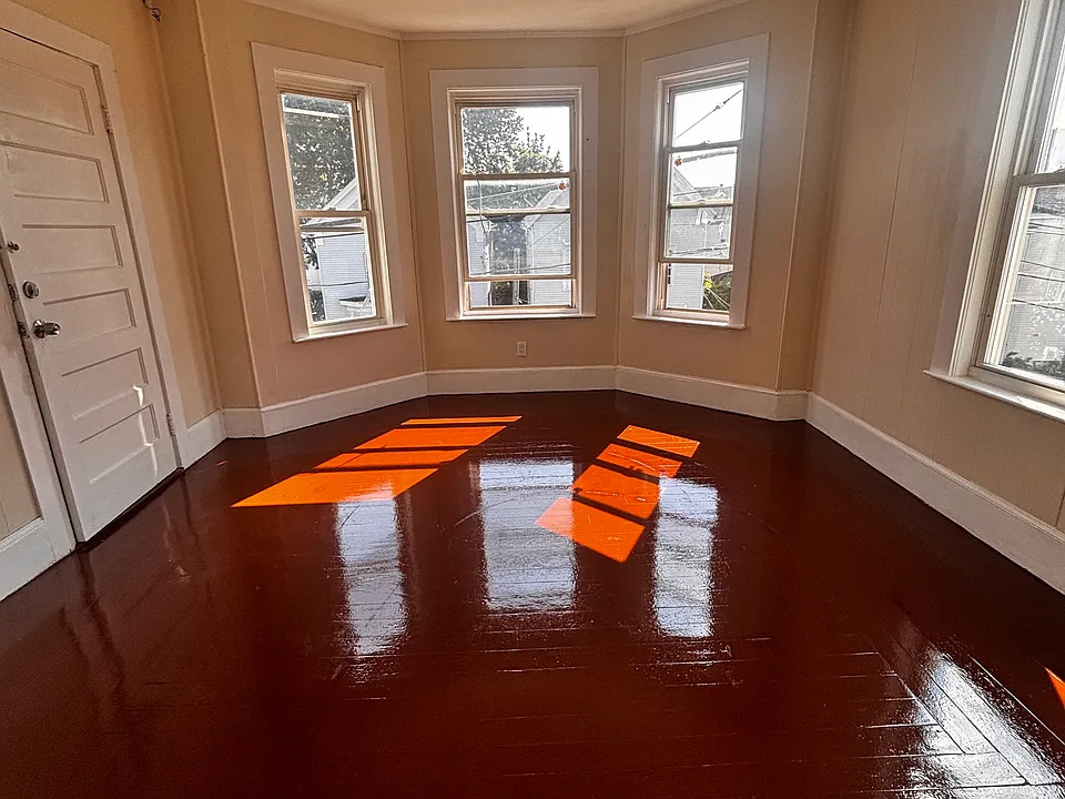 65-65A Chatham St #3