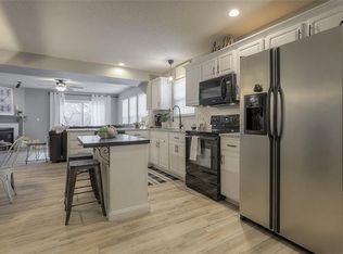 2224 SW Rambling Vine Rd, Lees Summit, MO 64082