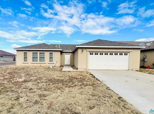 2110 E Heritage Ln, Hobbs, NM 88240
