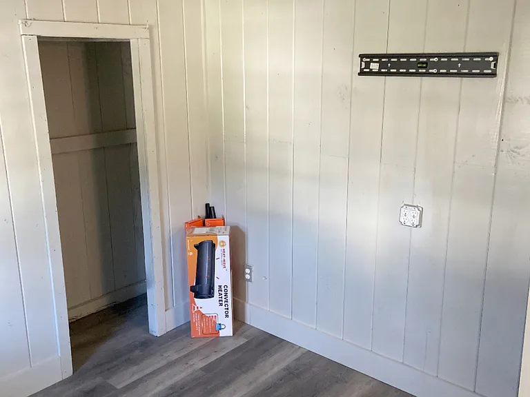 246 NE Trinity Pl #101 — Photo 6