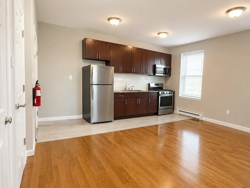 235 Munn Ave #404