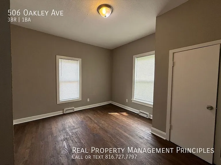 506 Oakley Ave — Photo 2