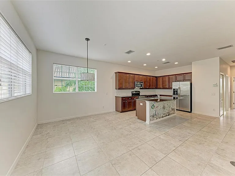8143 Miramar Way #8143 — Photo 18