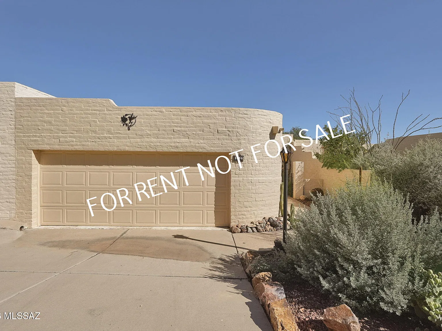 2 bed, 2.0 bath, 1364 sqft, $2,095 — Photo 1