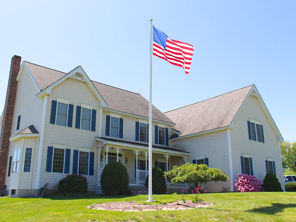 365 Hollis St - Lunenburg