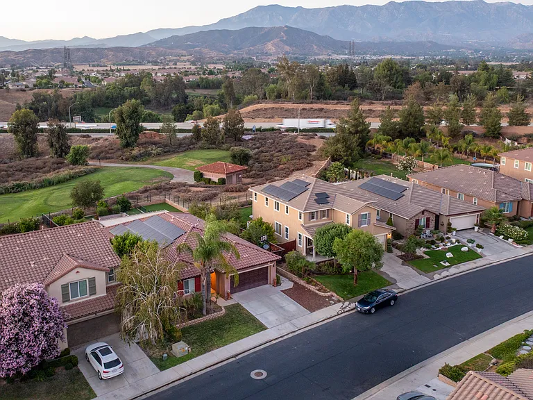 38152 Mulligan Dr — Photo 40