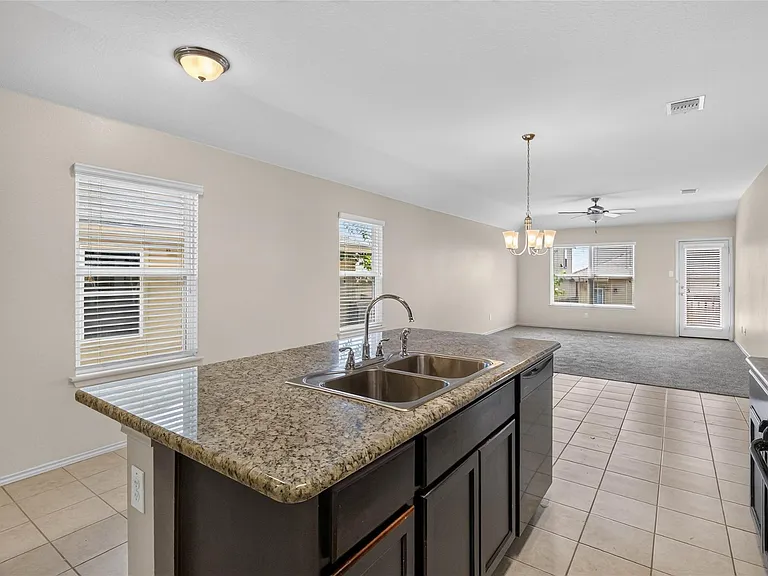 182 Tallow Trl — Photo 14