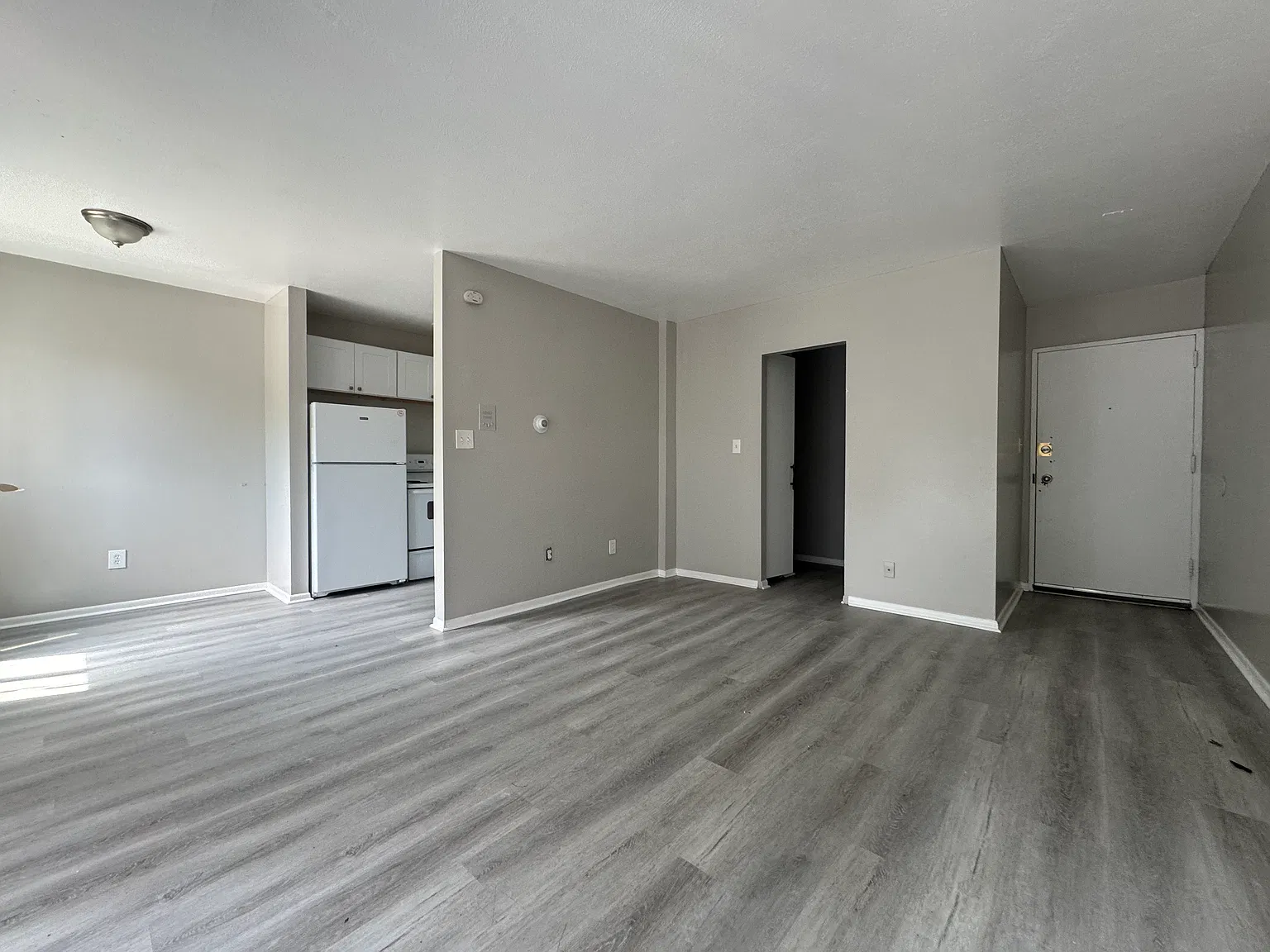 2 bed, 900 sqft, $1,450 — Photo 3