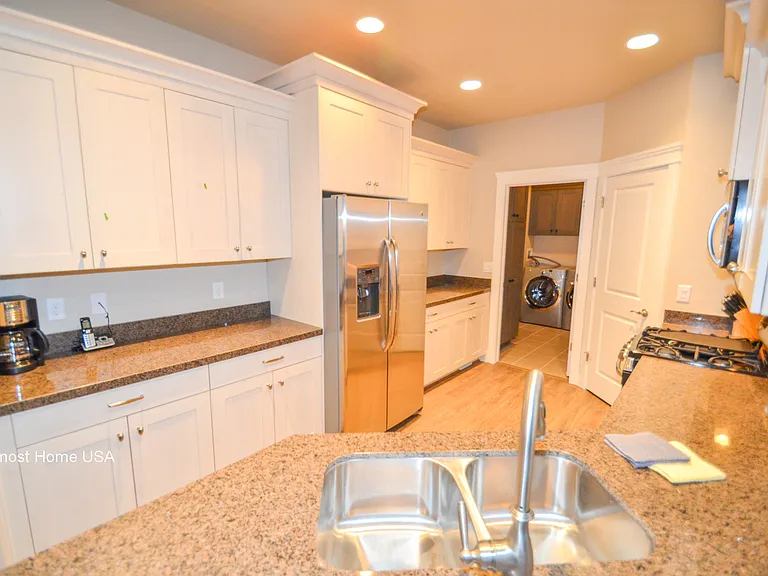 3293 E Bengal Blvd — Photo 6