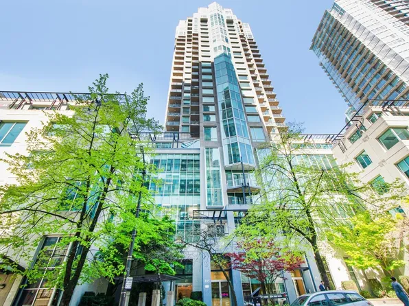 889 Homer St #2703, Vancouver, BC V6B 5S3