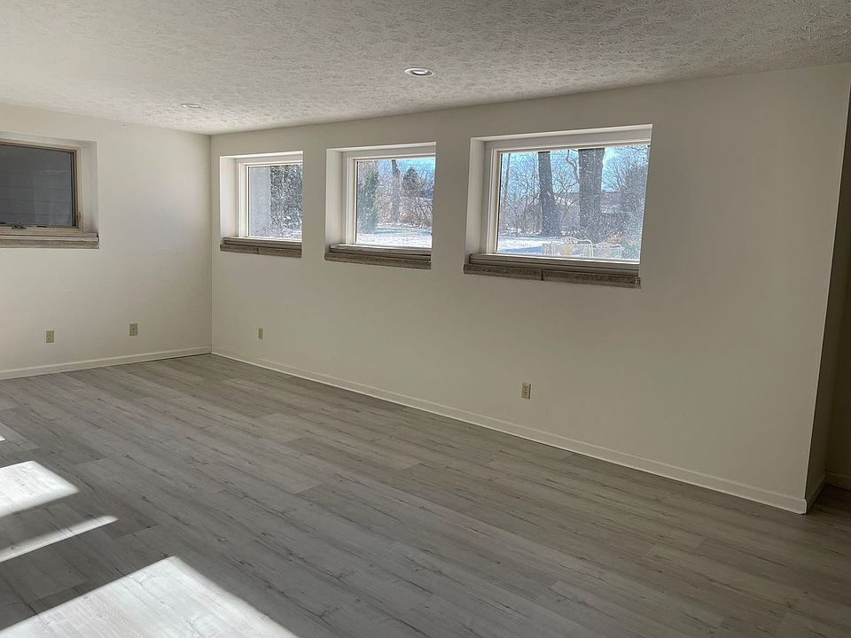1st image of 1145 Glenway St