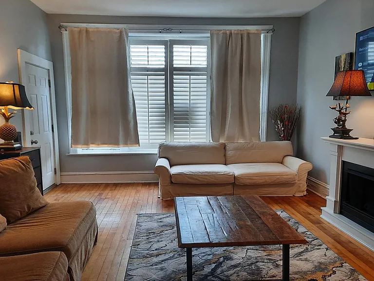 1734 N Sedgwick St — Photo 17