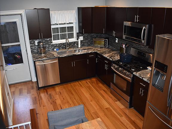 3rd image of 1169 S Clarion St