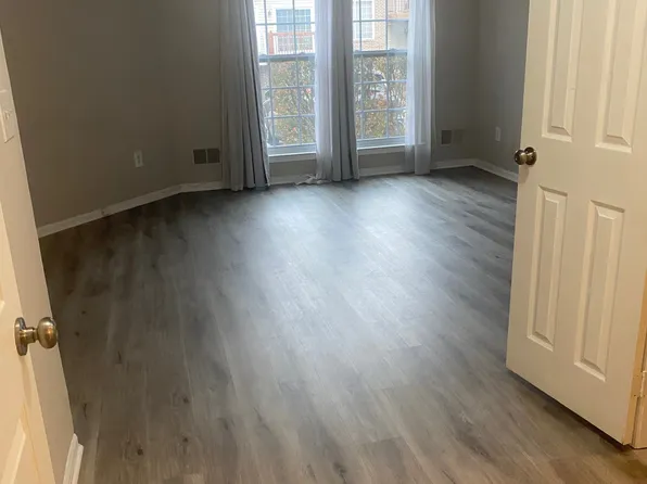 1478 Westgate Drive image 13 of 15