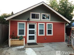 5841 NE 19th Ave #B, Portland, OR 97211