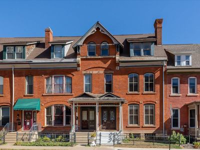 186 Bluff St, Dubuque, IA, 52001