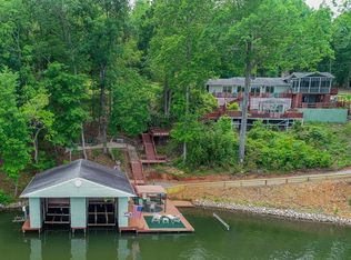 130 Creekside Dr, Macon, NC 27551