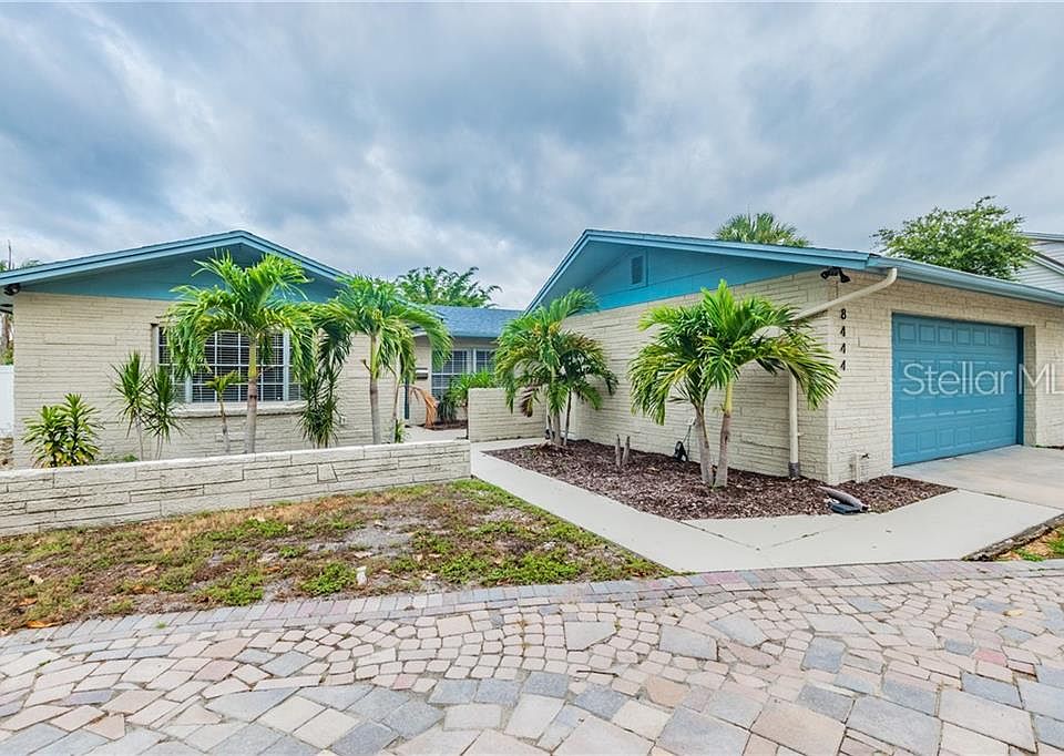 1st image of 8444 Flagstone Dr