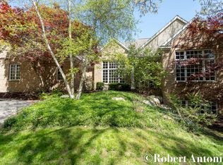 8811 Vergennes St SE, Ada, MI 49301