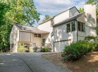 4166 Edinburgh Trl NE, Roswell, GA 30075