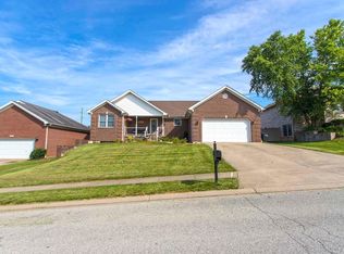 3012 New Chapel Rd, Jeffersonville, IN 47130