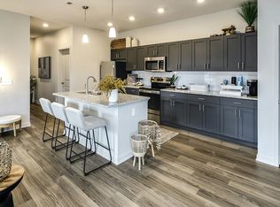 Sandstone Villas, Omaha, NE 68116