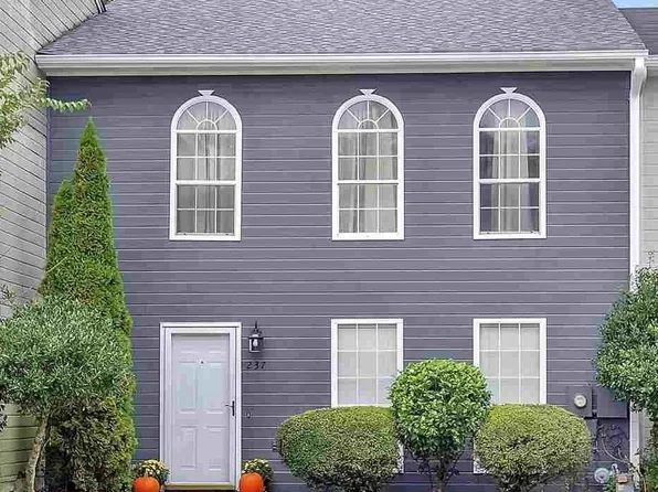 237 Willow Point Cir, Alabaster, AL 35007