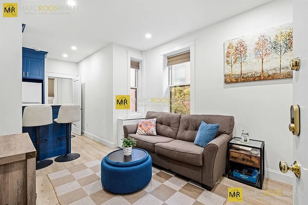 2 bed, 1.0 bath, $3,700 — Photo 1
