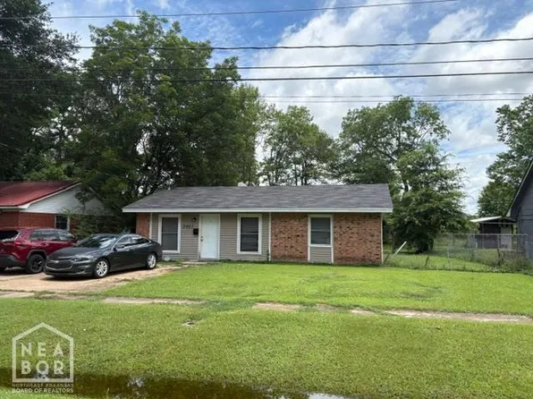 2402 Mary Jane Dr, Jonesboro, AR 72401