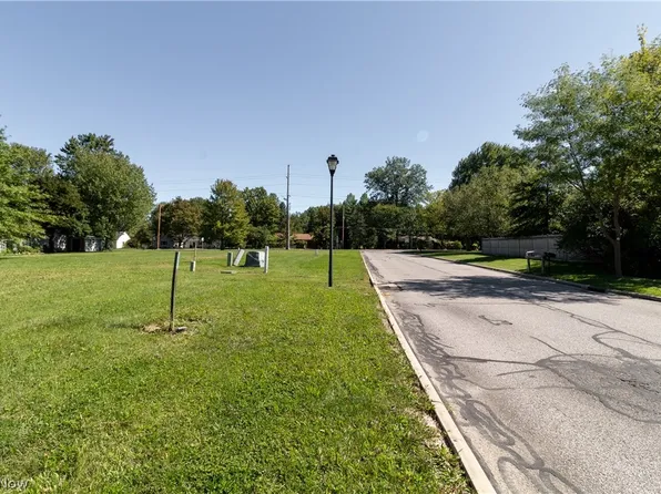 V/l Spruce Dr, Oberlin, OH 44074