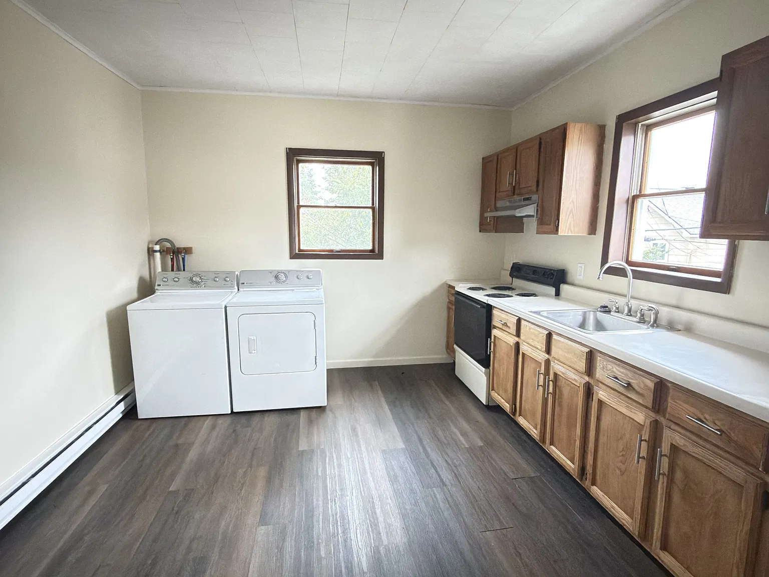 700 Poplar St — Photo 1