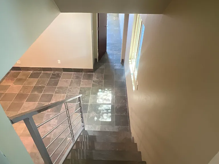 7800 Sierra Dr — Photo 20