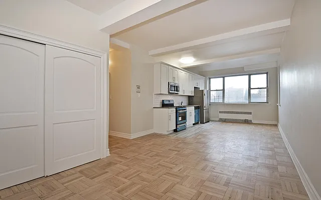 Sold by REMAX Distinguished Homes | media 16