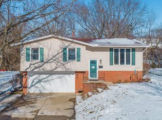 6202 N Hamilton Rd, Peoria, IL 61614
