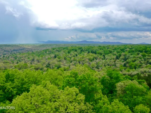 Christenson Rd, Deer Lodge, TN 37726