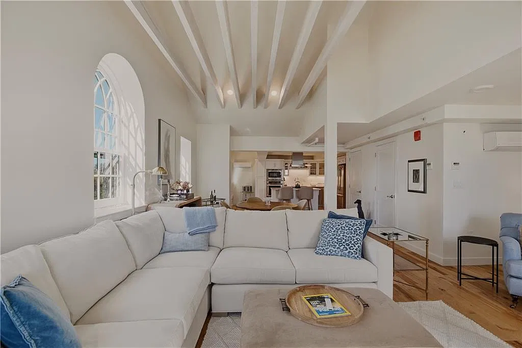 Kay Hall Lofts — Photo 3