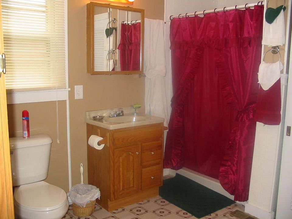bath 16x10