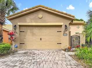 2711 Palm Tree Dr, Poinciana, FL 34759