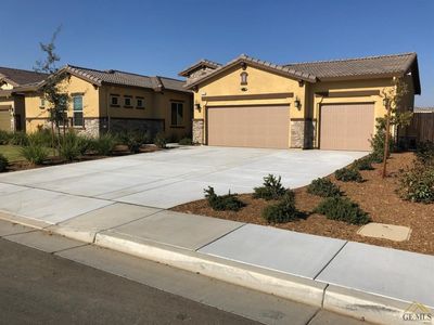 9106 S Claro De Luna Dr, Bakersfield, CA, 93314