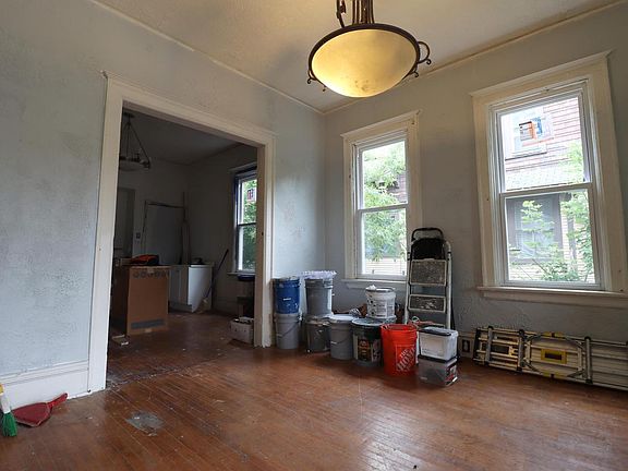 3rd image of 3221 W Michigan STREET
